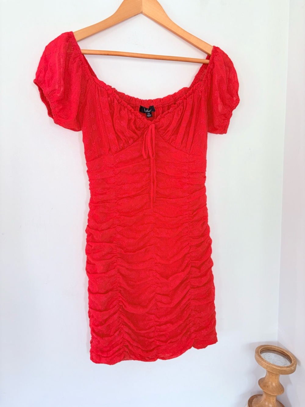 LULUS Sz XS Red Summer Daydream Eyelet Ruched Bodycon Mini Dress SS MilkMaid EUC